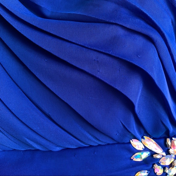 Formal High Low, One Shoulder Dress - Picture 11 of 14